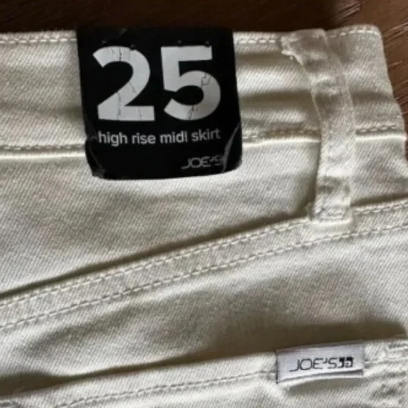 JOE’S JEANS Cream Midi Skirt w/ Front Slit and High-Rise Midi